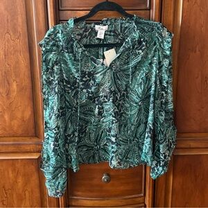 NWT Green Patterned Women's Top